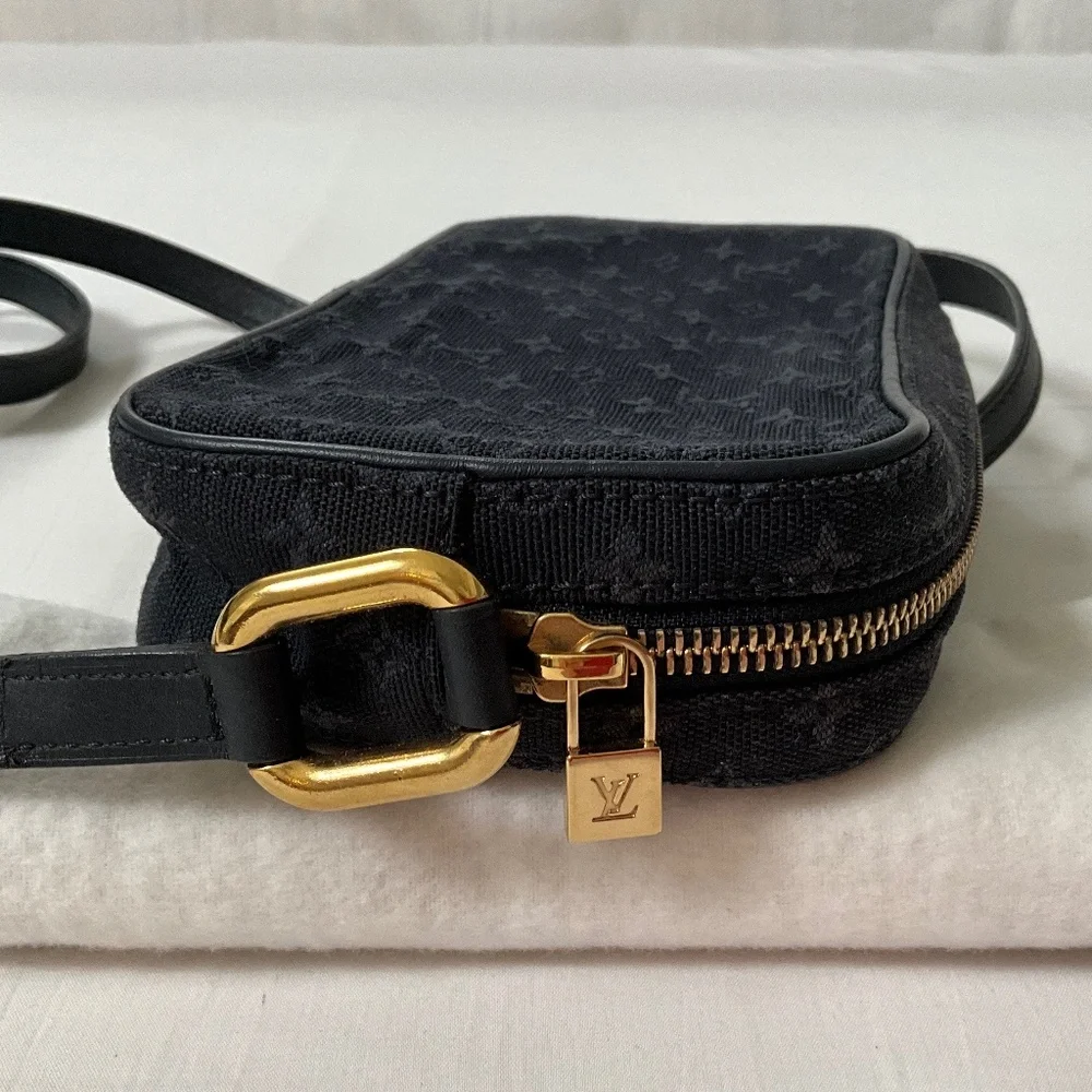 LOUIS VUITTON Vintage Juliette Mini Lin Monogram Canvas Crossbody Navy Blue